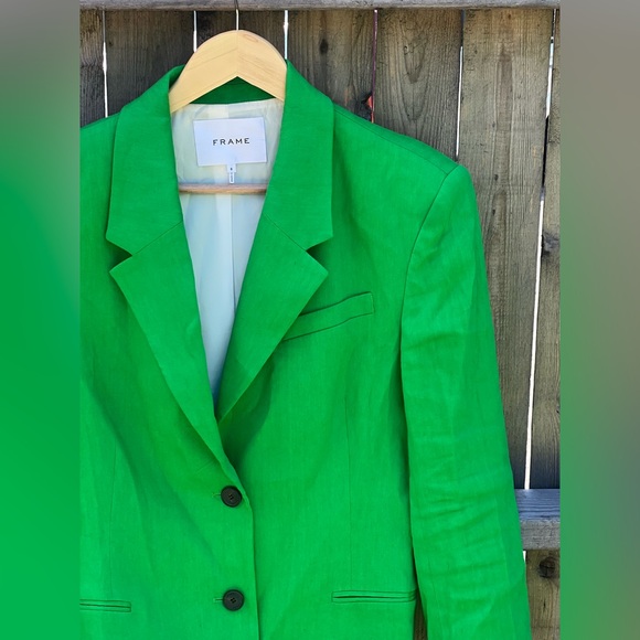 Frame The Femme Two-Button Linen Blend Blazer in a bright green/peridot color - Picture 5 of 16